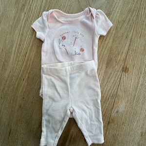 NWOT, Newborn, Carter's Pink Baby Outfit Set